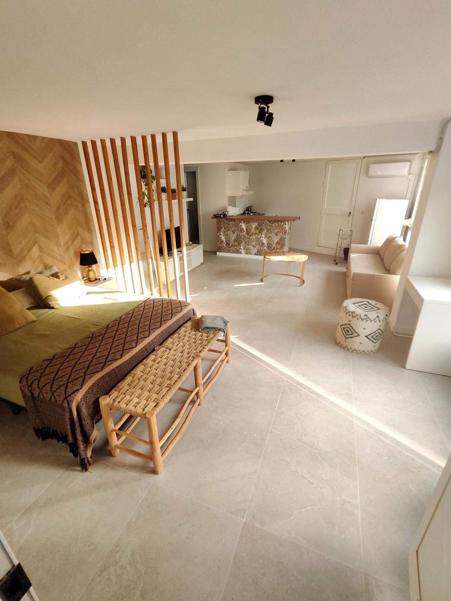 Estudio En Málaga Exteriör bild